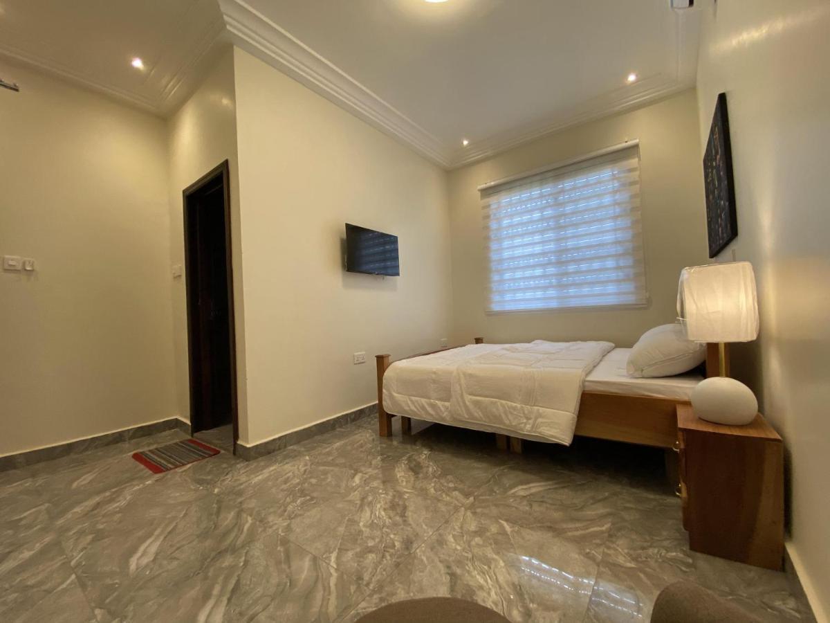 Hotel Eagle Vault à Kwabenya Extérieur photo